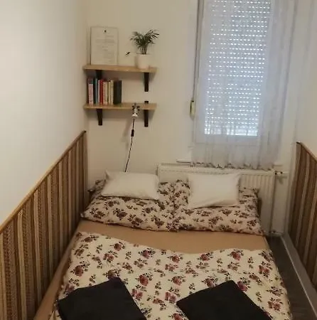 árpád Apartman *